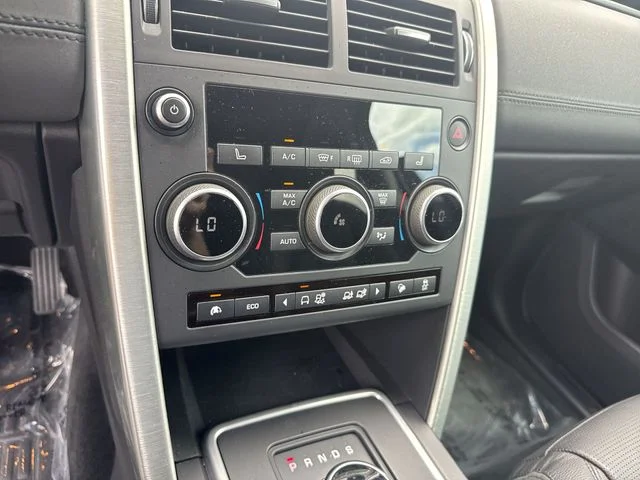 Used 2017  Land Rover HSE image 23