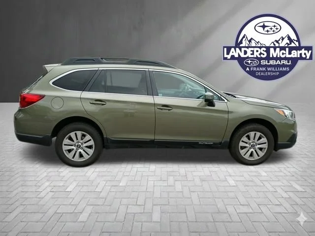 Used 2017 Green Subaru 2.5i Premium image 6