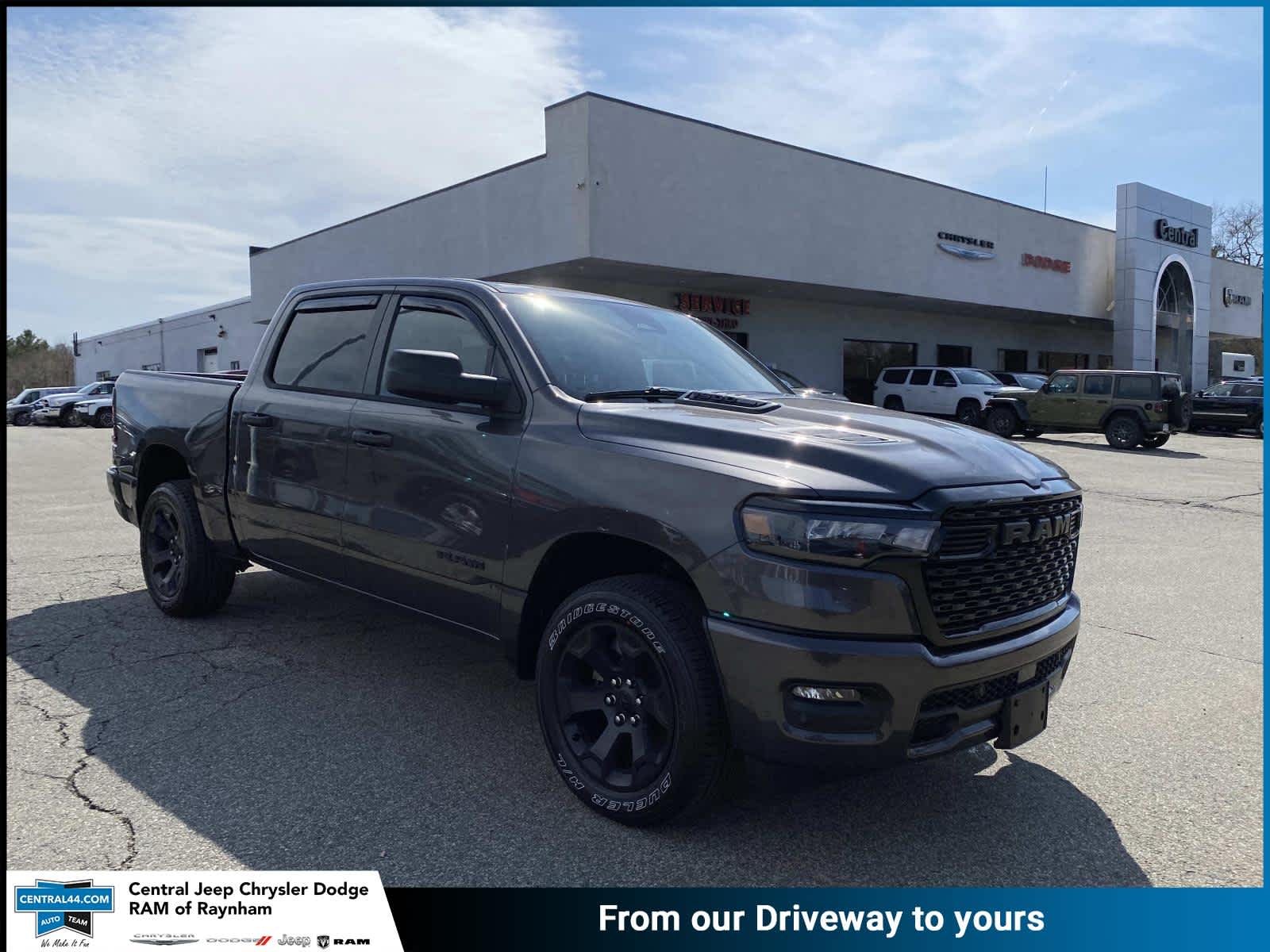 2025 RAM 1500 Tradesman 4x4 Crew Cab 5'7's photo