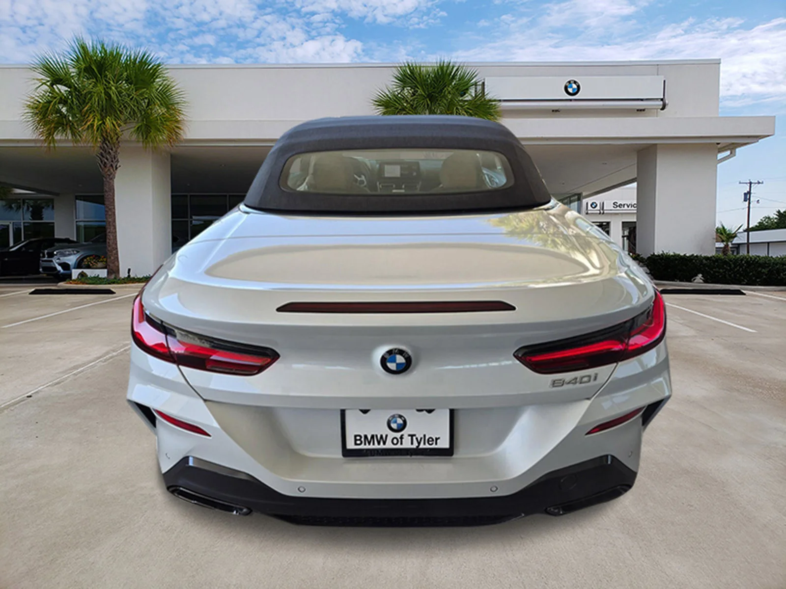 2026 BMW 8 Series 840i - Photo 6