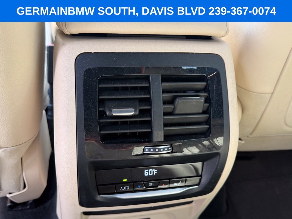 Used 2021 Glacier Silver Metallic BMW sDrive30i image 19