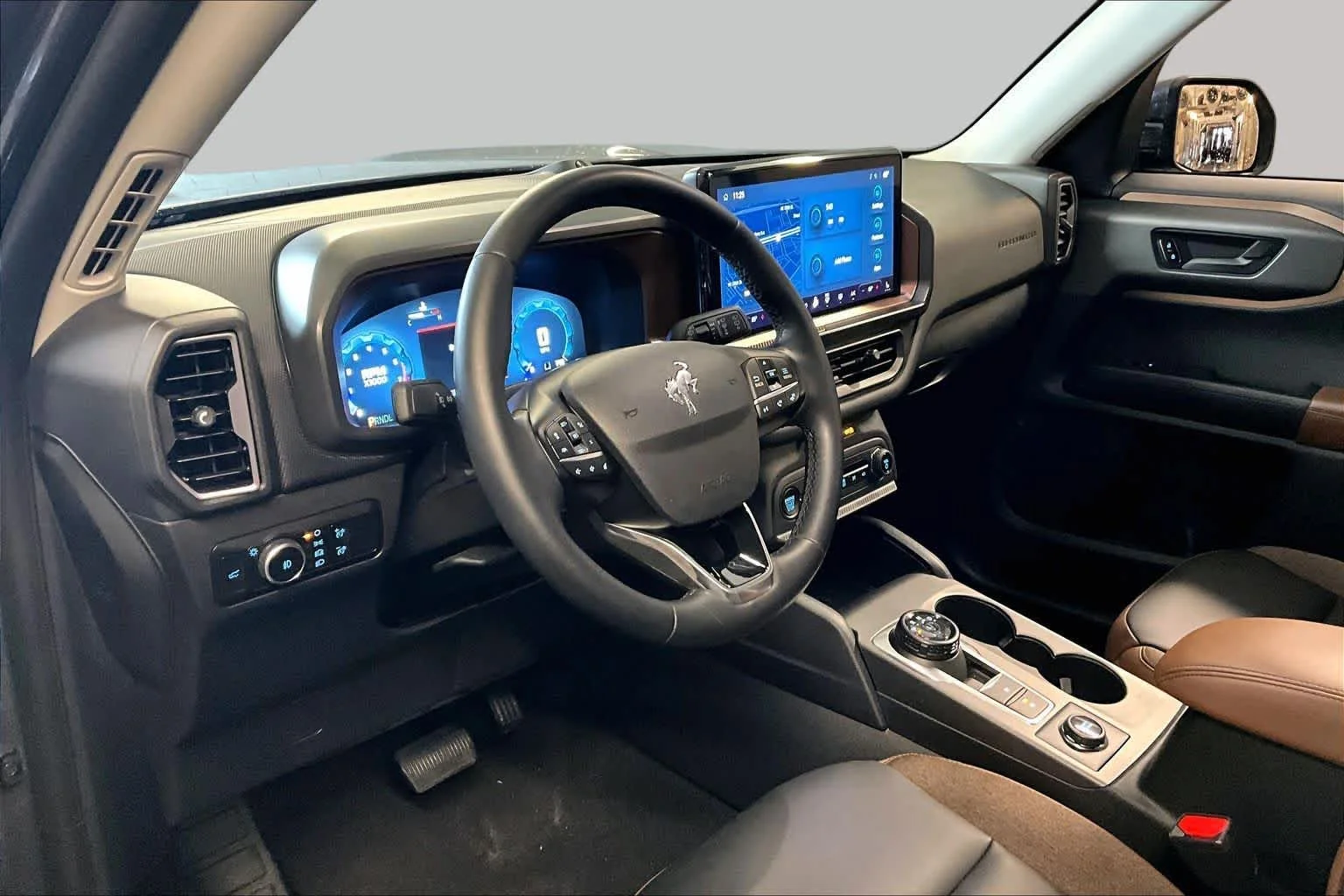 Used 2025 Carbonized Gray Ford Outer Banks image 15