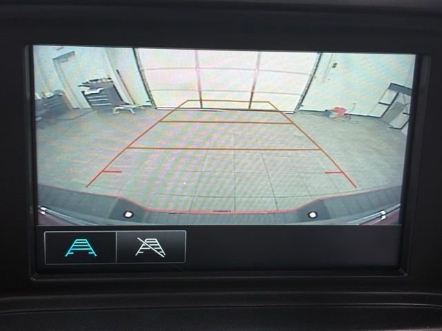 Used 2018 Red Chevrolet Custom image 20