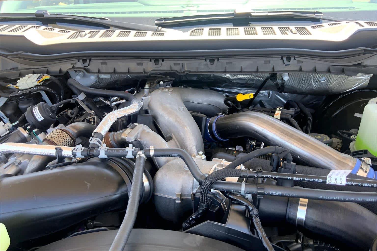 New 2026 Oxford White Ford F-250® Lariat® image 16