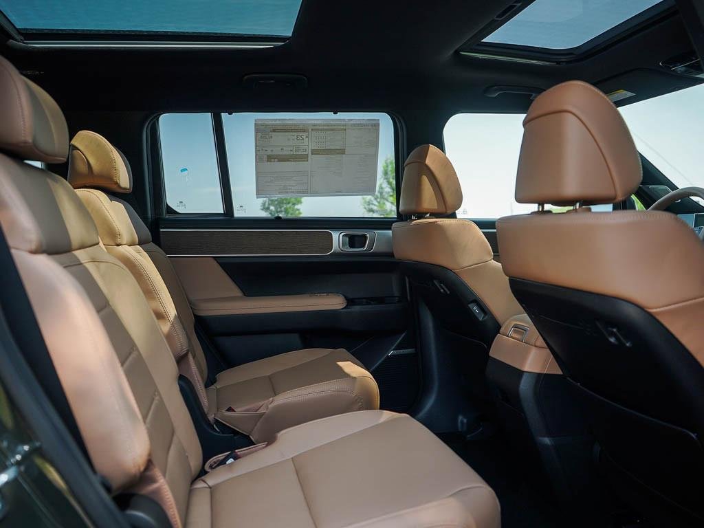 New 2026 Rockwood Green Hyundai Limited 6P AWD image 39