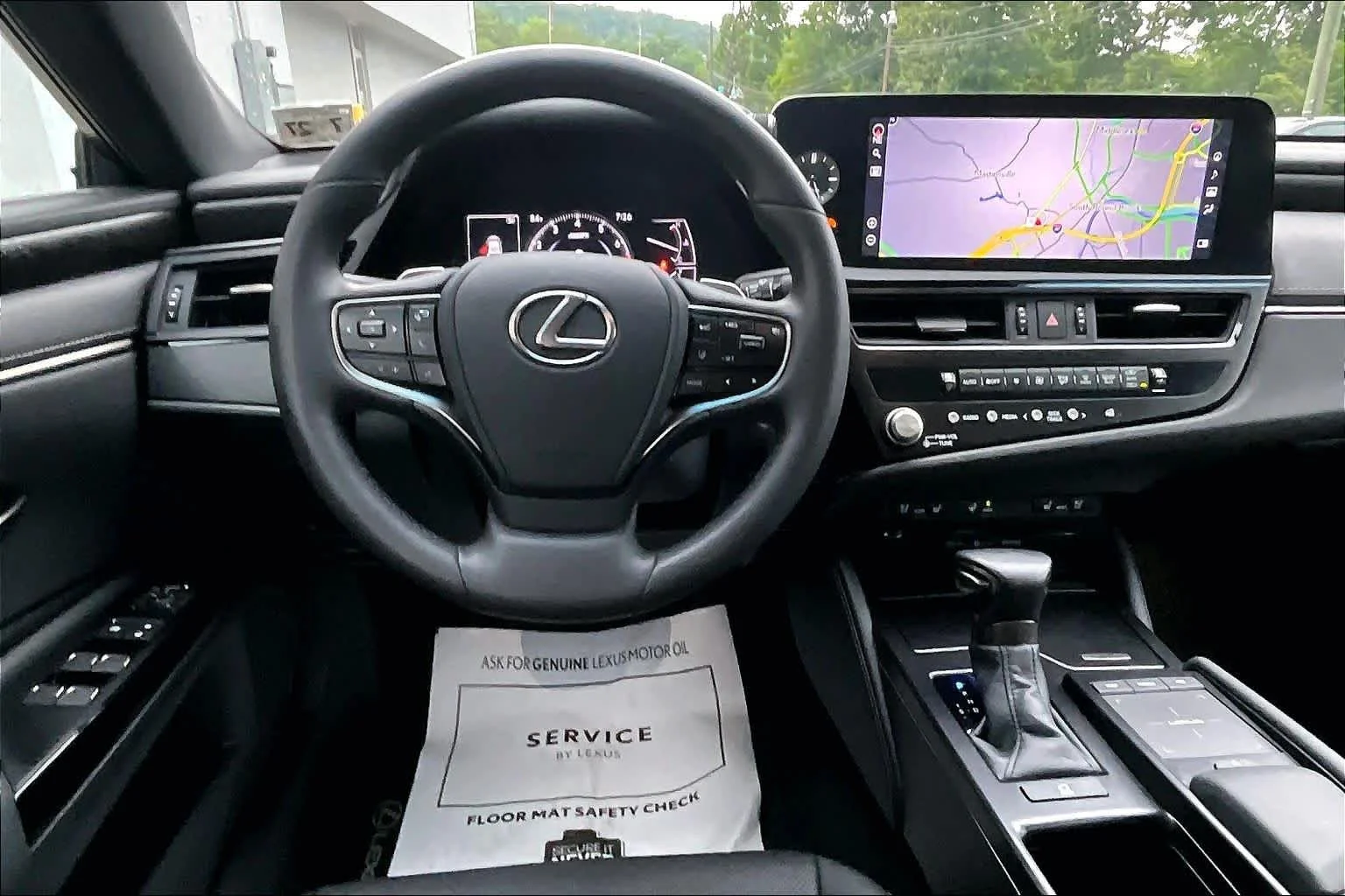 Certified Used 2022 EMINENT WHITE PEARL Lexus  image 8