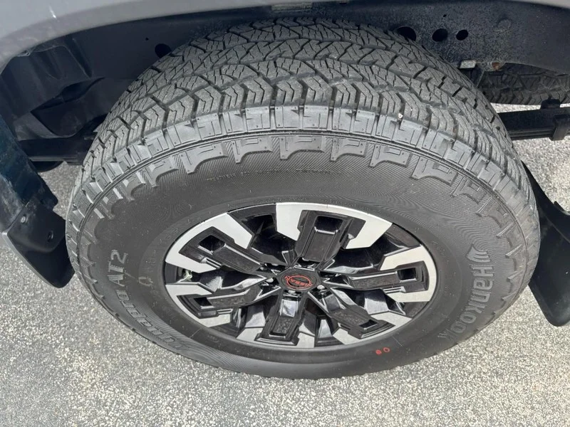 Used 2024 Bluestone Pearl Nissan PRO-4X image 7