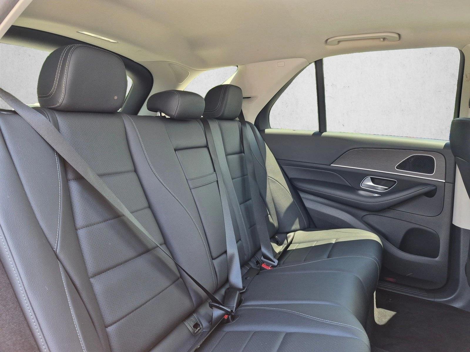 Used 2024 Black Mercedes-Benz GLE 350 image 21