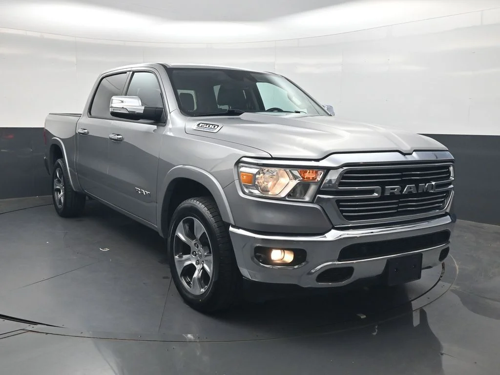 Used 2022 Silver Ram Laramie image 2