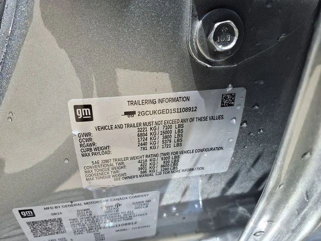 Used 2025 Gray Chevrolet LTZ image 33