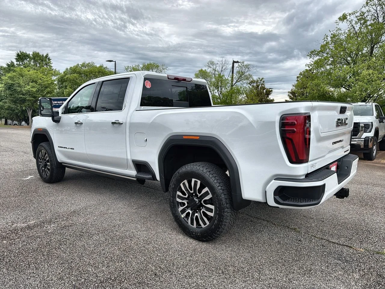 New 2026 Summit White GMC Denali Ultimate image 6