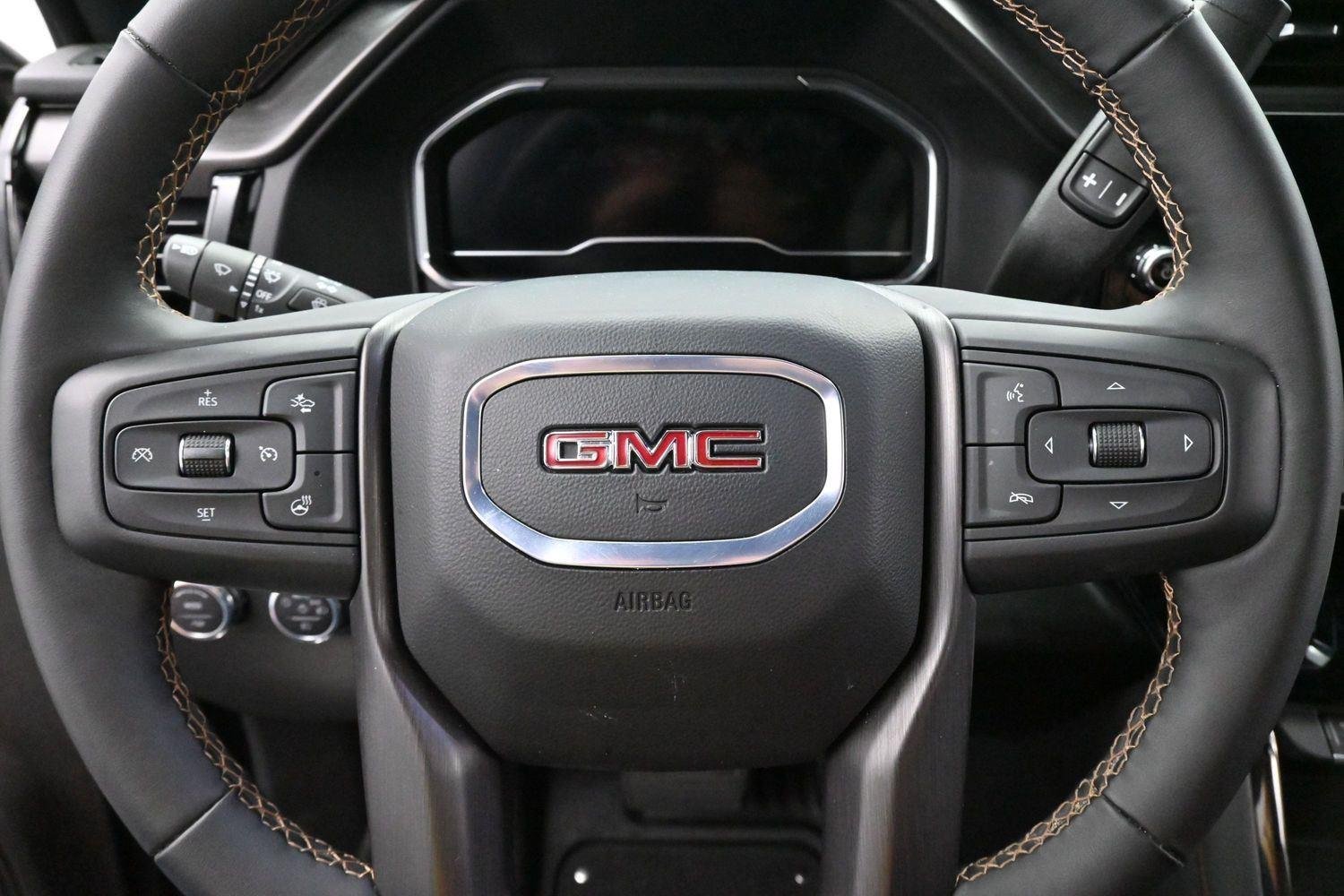Used 2025 Onyx Black GMC AT4 image 17