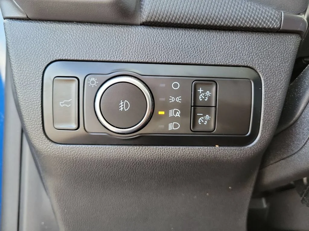 Used 2024 Blue Ford Outer Banks image 18