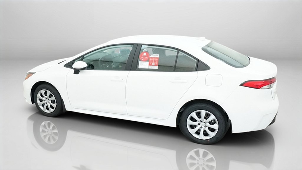 New 2027 Ice Cap Toyota LE image 15