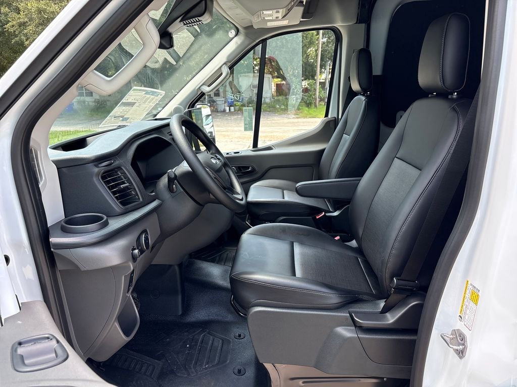 New 2026 White Ford Base image 28