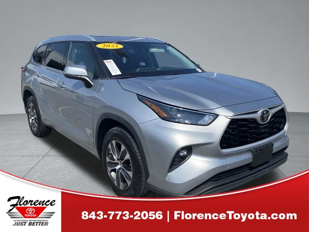 Used 2022 Silver Toyota XLE image 1