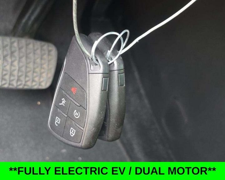 Used 2024 Black Chevrolet LT image 17