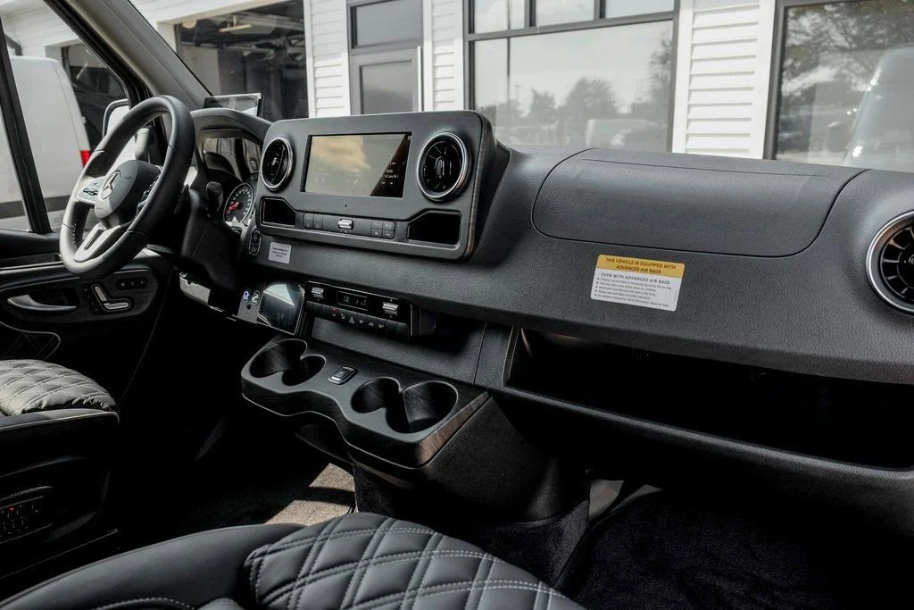 New 2026 Obsidian Black Metallic Midwest Automotive Designs D6 W/ Full Partition image 75
