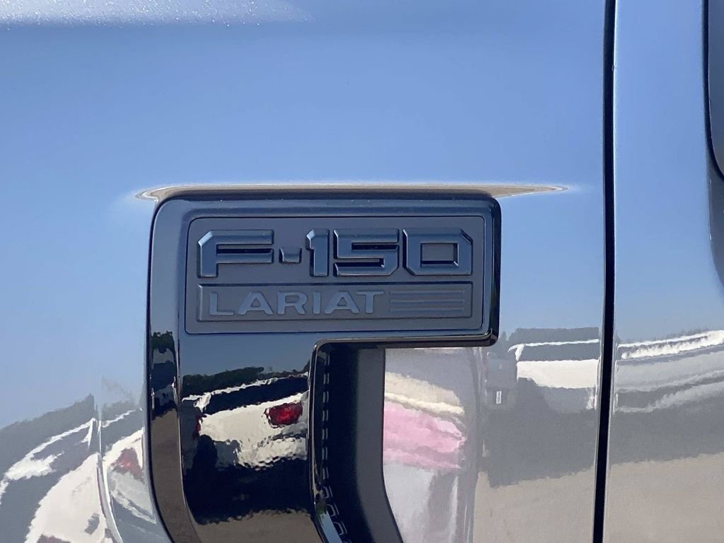 New 2026 Carbonized Gray Metallic Ford Lariat® image 8
