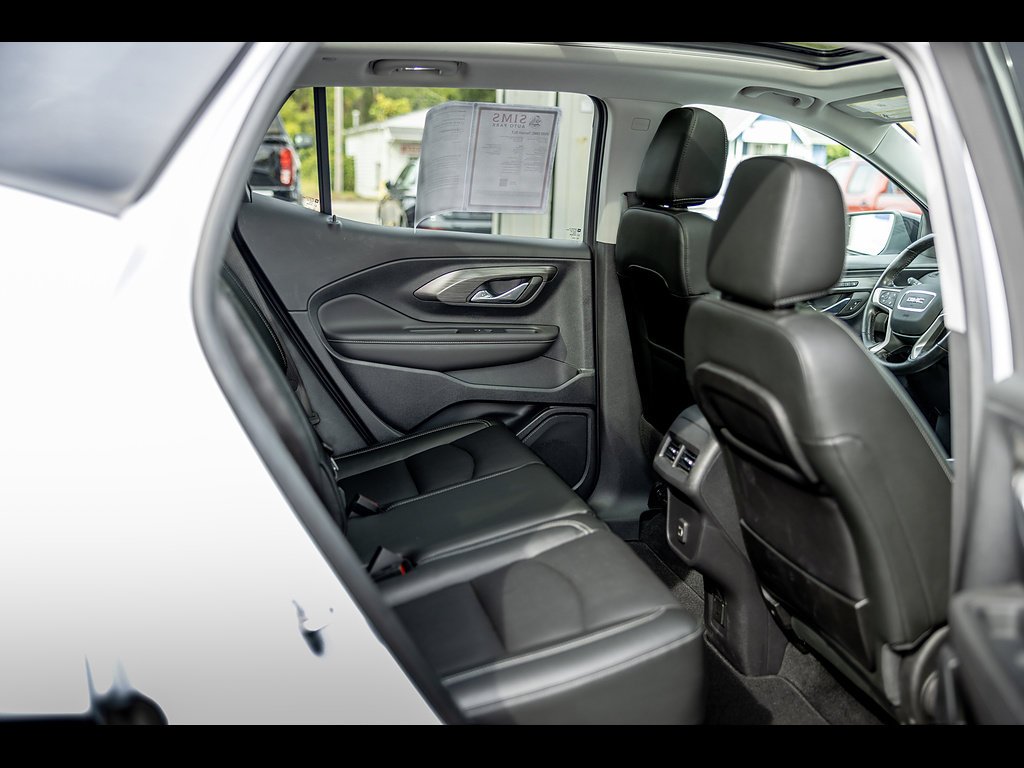 2022 GMC Terrain SLT - Photo 12