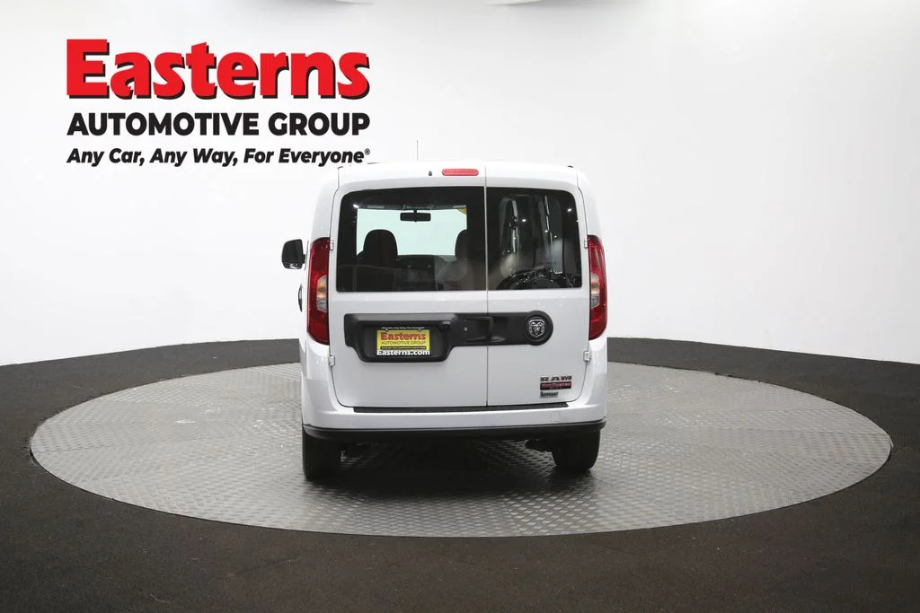 Used 2022 White Ram Base image 36