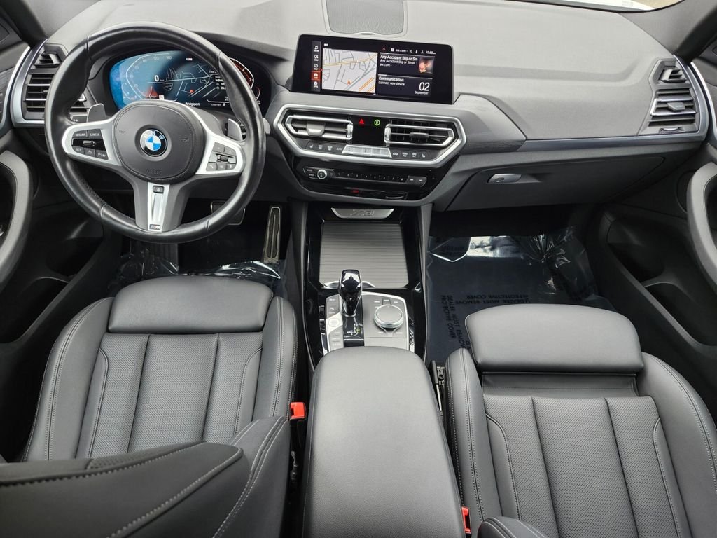 Used 2024 White BMW xDrive30i image 13