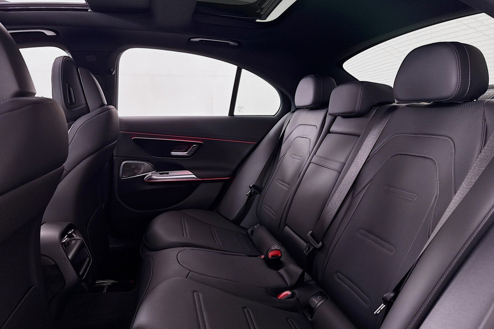 New 2026 Polar White Mercedes-Benz AMG® E 53 E 4MATIC+ Sedan image 7