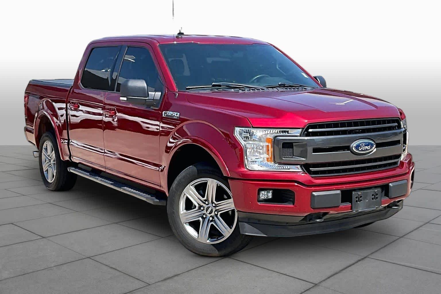Used 2018 Ruby Red Metallic Tinted Clearcoat Ford XLT image 4