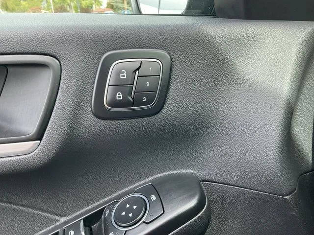 Used 2025 Gray Ford Platinum image 26