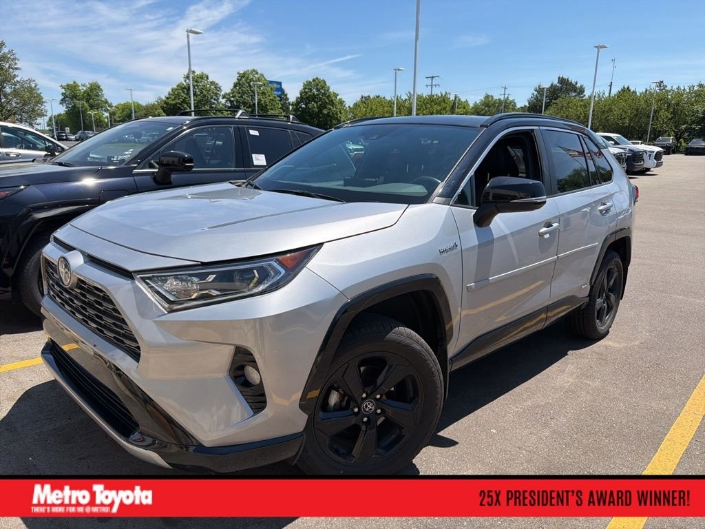 2021 Toyota RAV4 Hybrid XSE AWD's photo