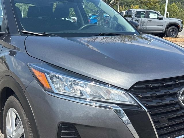 Used 2023 Gray Nissan S image 10