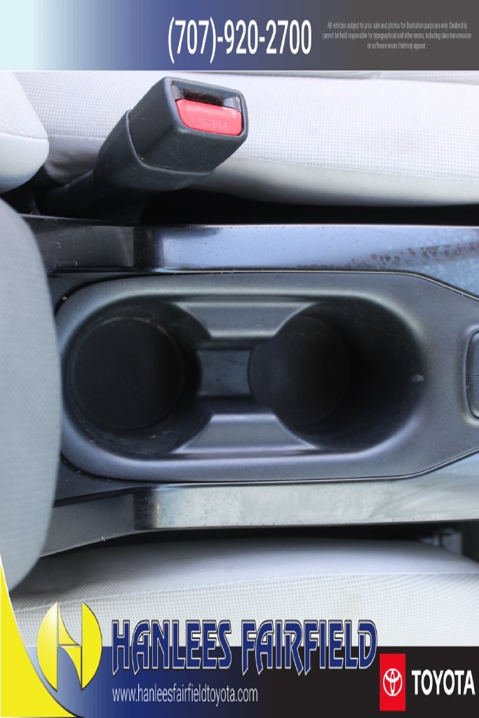 Used 2021 White Toyota LE image 17