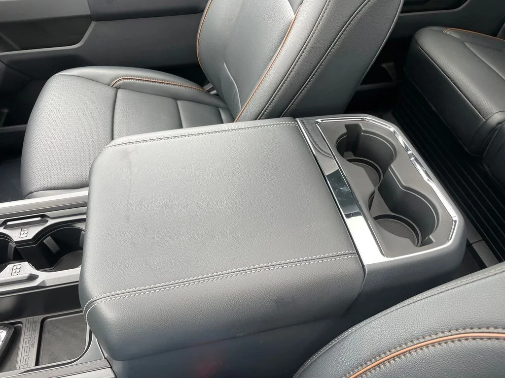 New 2026 Glacier Gray Metallic Tri-Coat Ford F-250® Lariat® image 55