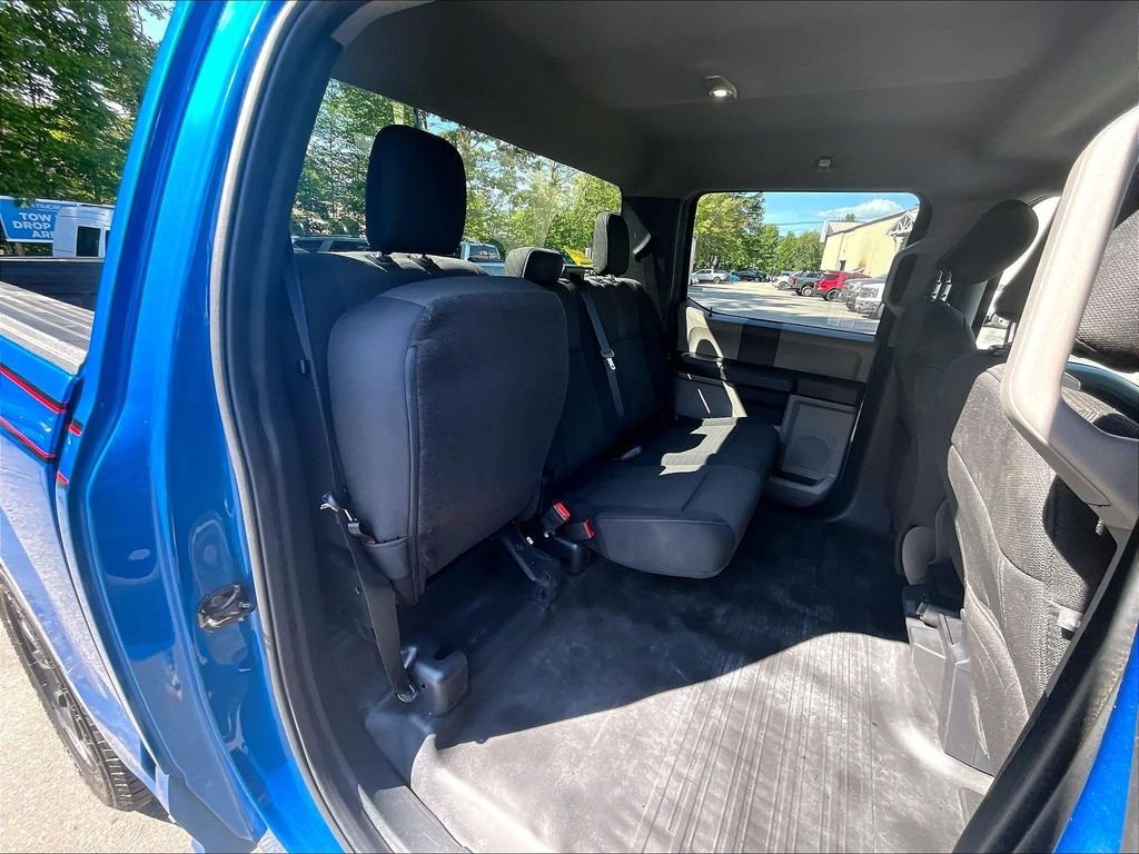 Used 2020 Blue Metallic Ford XL image 16