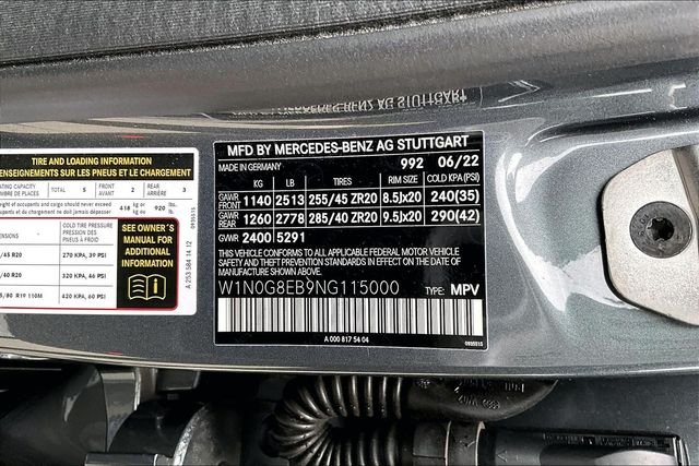 Certified Used 2022 Gray Mercedes-Benz GLC 300 image 4