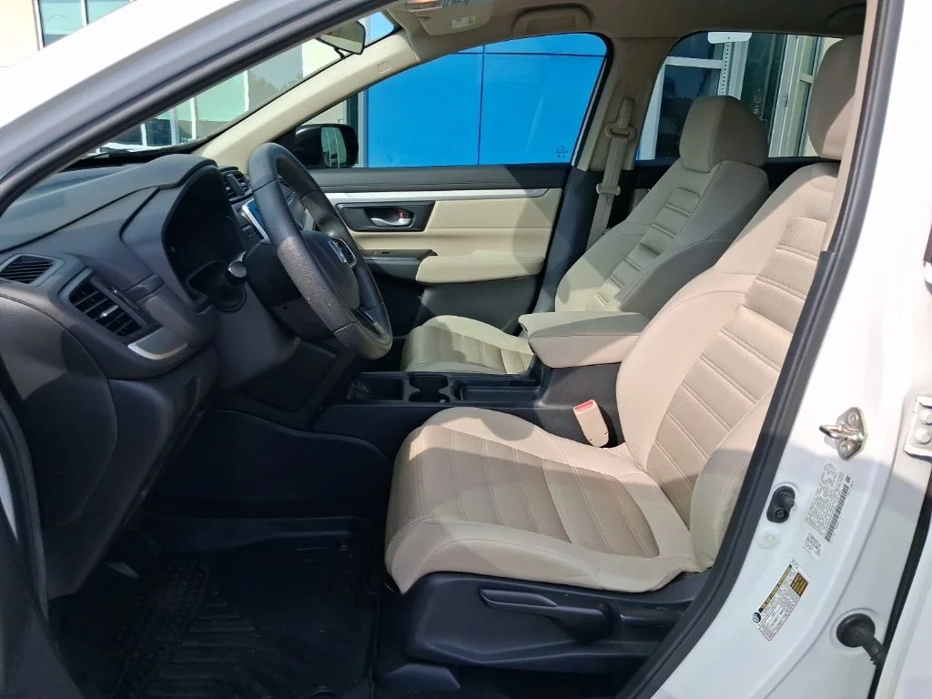 Used 2019 White Honda LX image 17