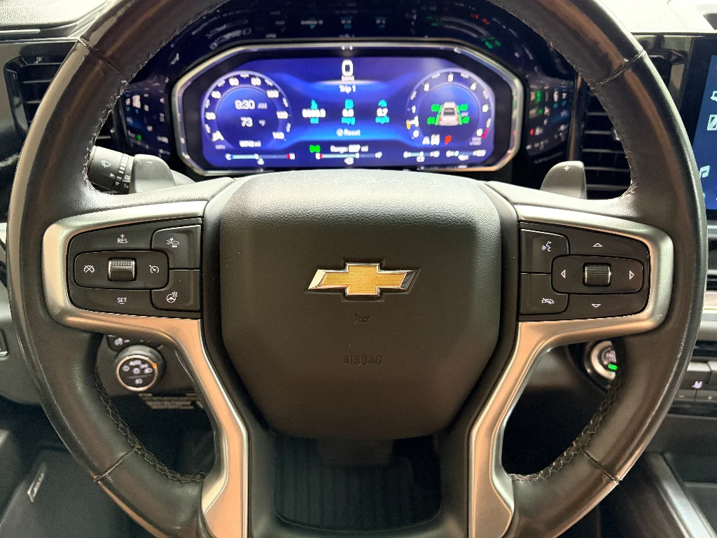 Used 2023 Summit White Chevrolet LTZ image 14
