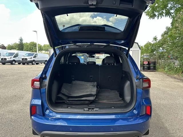 Used 2023 Blue Ford ST-Line Elite image 22