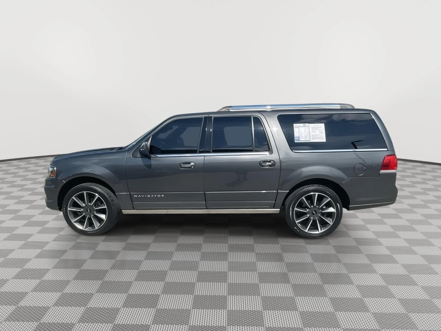 Used 2016 Magnetic Lincoln Reserve image 10