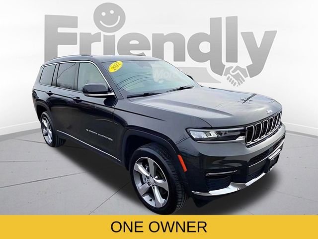 Used 2022 Gray Jeep Limited image 3