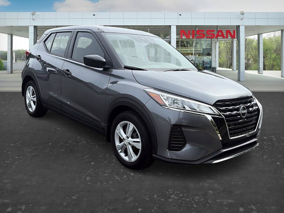 Used 2024 Gun Metallic Nissan S image 7
