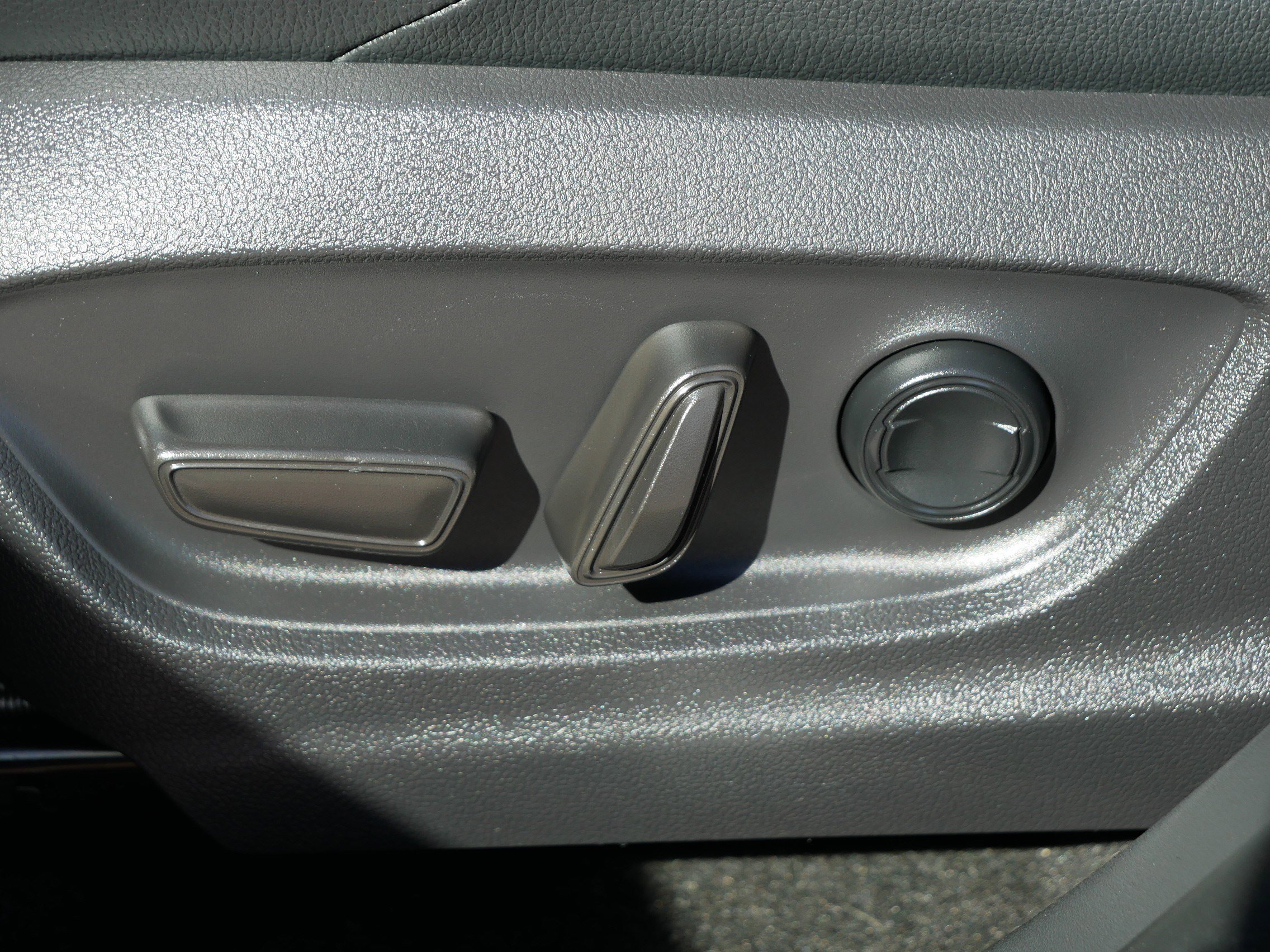 Used 2023 Smoked Carbon Subaru Limited image 20