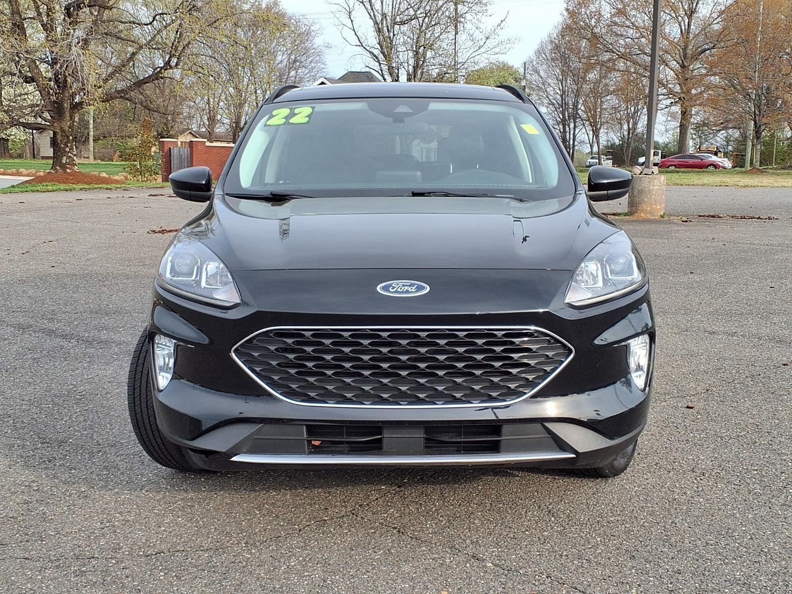 Used 2022 Agate Black Metallic Ford SEL Plug-In Hybrid image 8