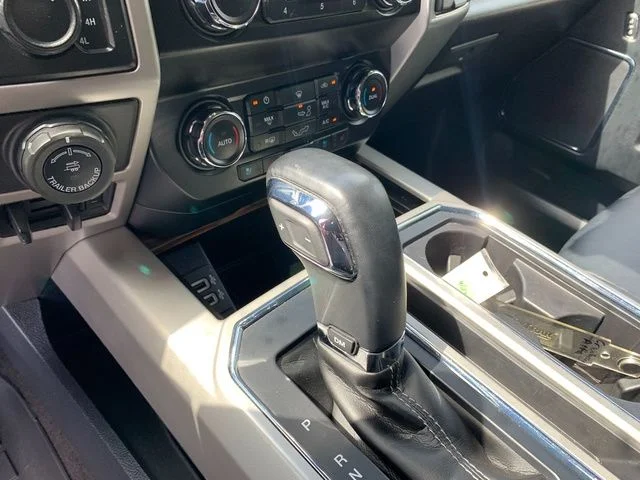 Used 2020 White Ford Lariat image 21