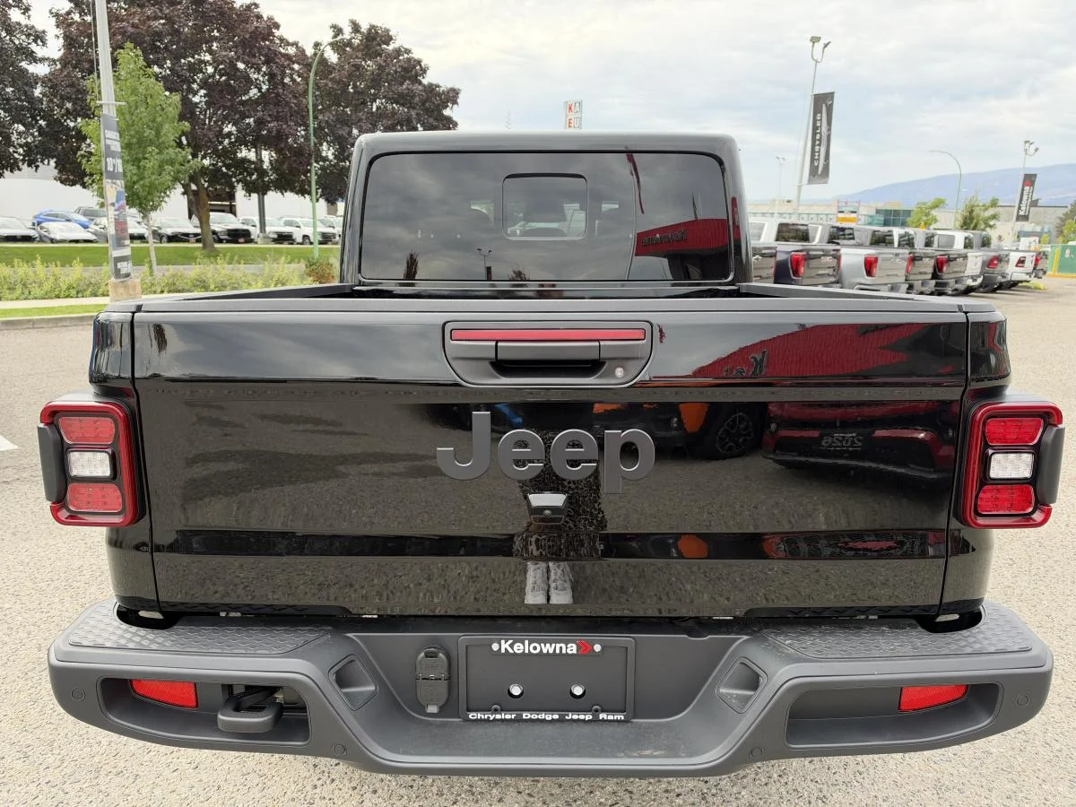 New 2026 Black Jeep Nighthawk image 5