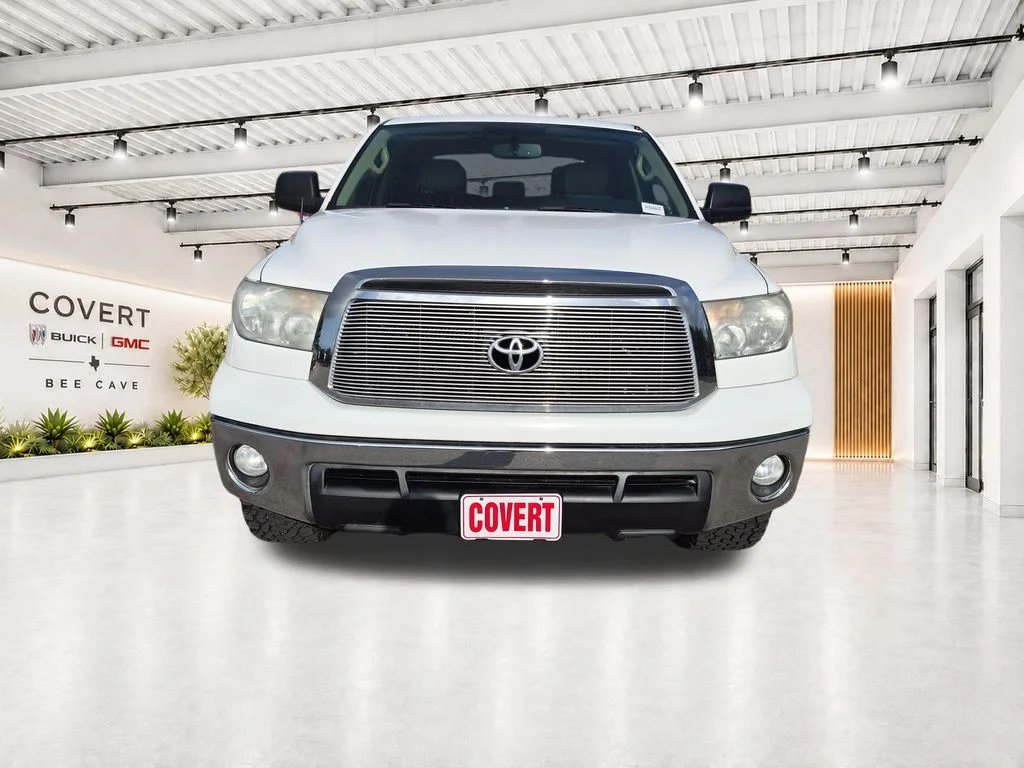 Used 2012 White Toyota Grade image 3