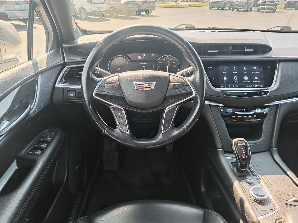 Used 2020 Silver Cadillac Premium Luxury image 18