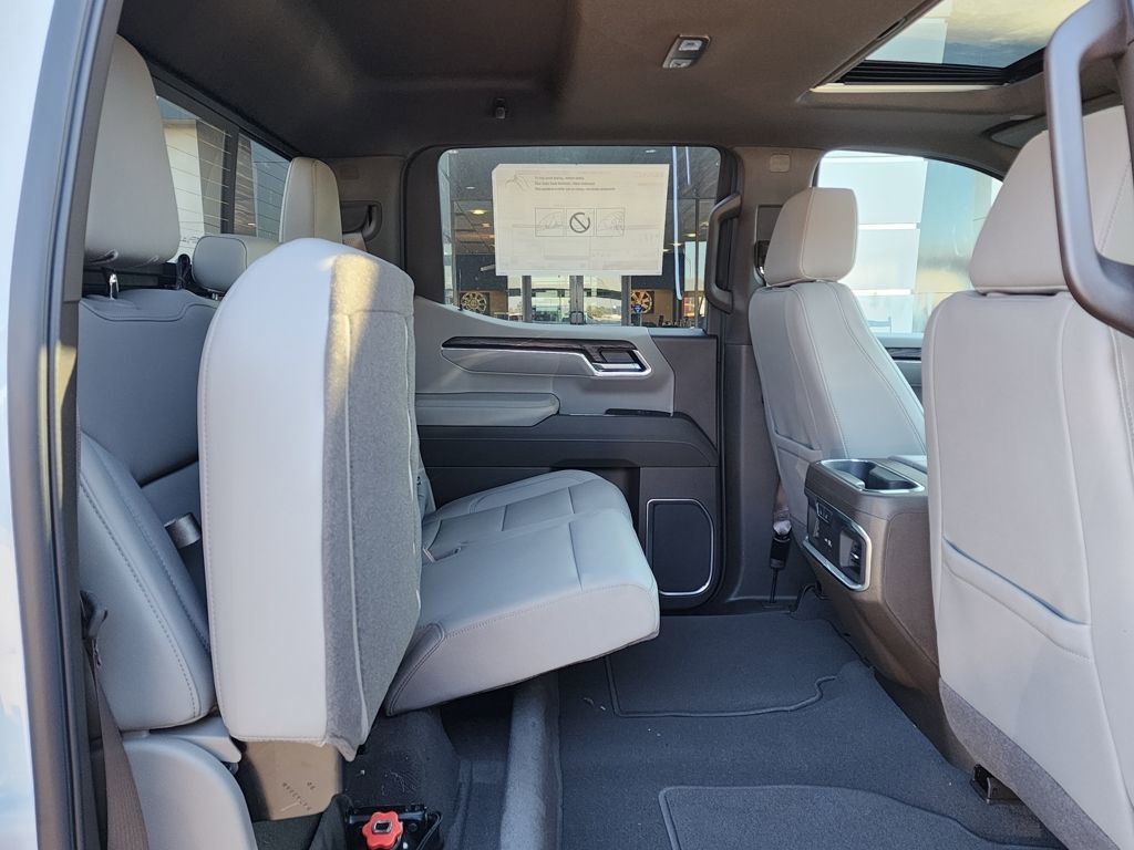 2026 GMC Sierra 1500 SLT - Photo 45