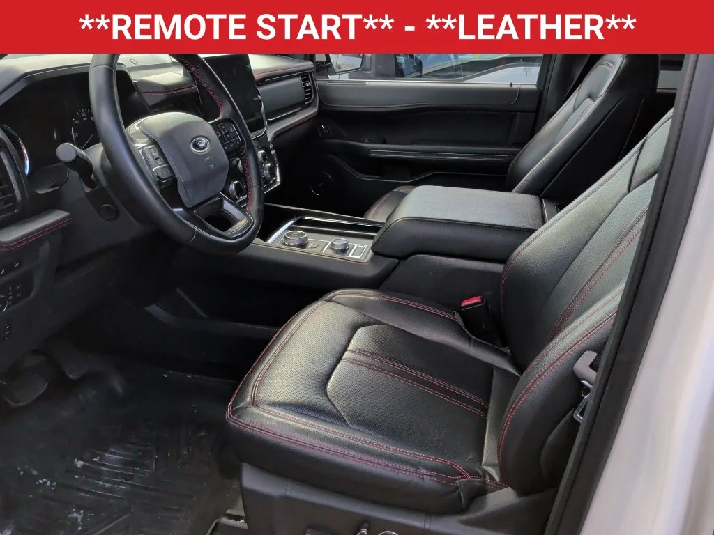 Used 2022 Star White Ford Limited image 3