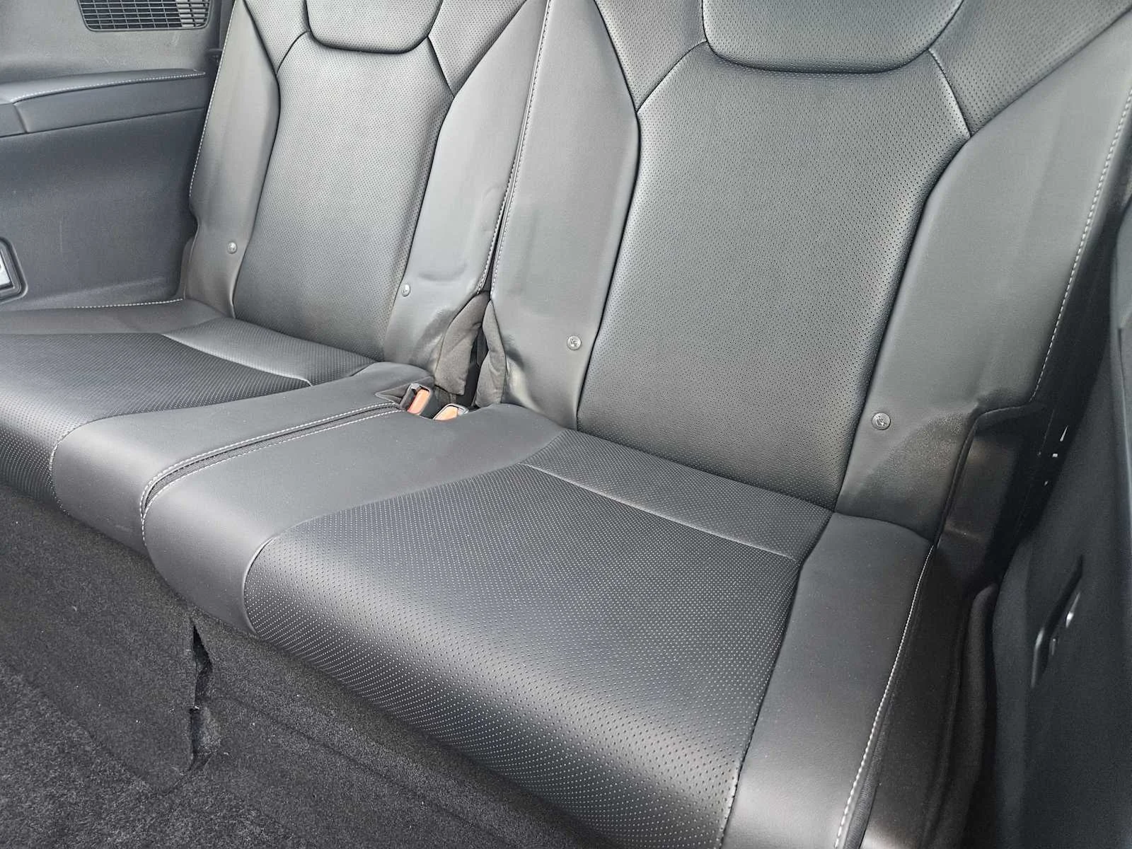 Certified Used 2025 WIND CHILL PEARL Lexus F SPORT Premium image 19